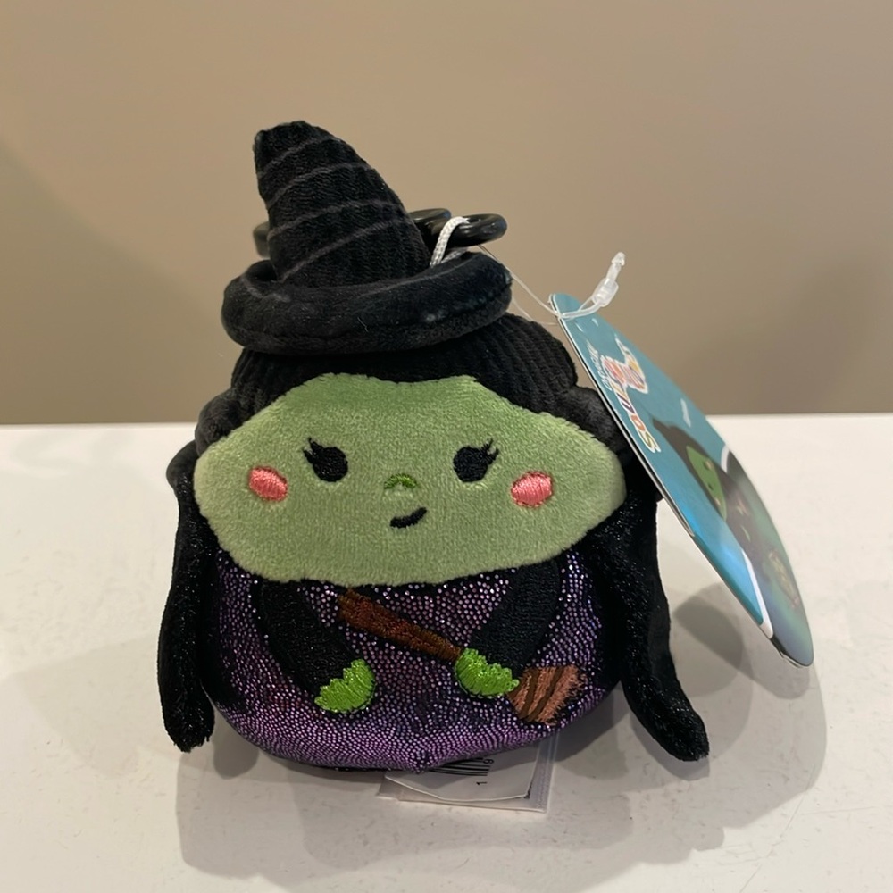 NWT 3.5” Elphaba the Wicked Witch fr Wicked / The Wizard of Oz Squishmallow Clip